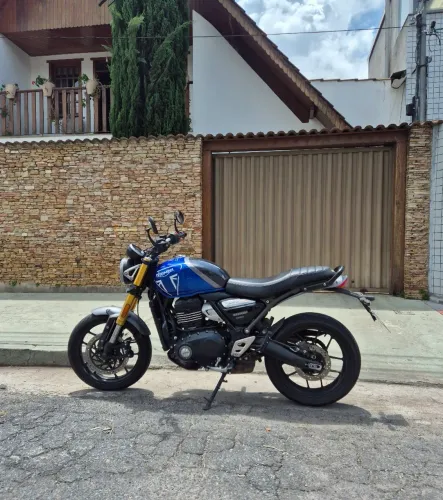 3.700Km- Triumph Speed 400 - Azul -  2025
