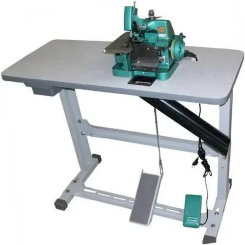 Máquina de Costura Overlock Industrial
