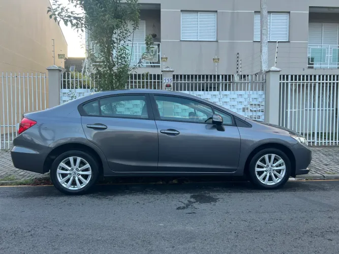 Honda Civic Sedan LXS 1.8/1.8 Flex 16V Mec. 4P 2015