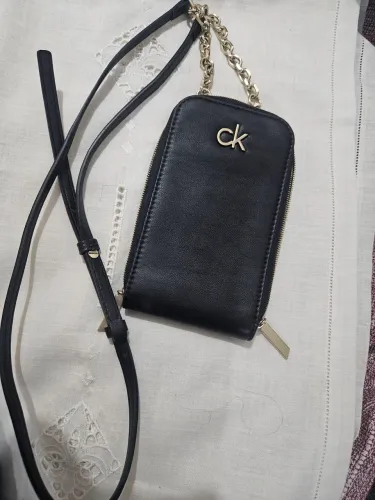 Bolsa para celular calvin kein 