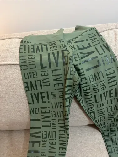 Calça live M novinha