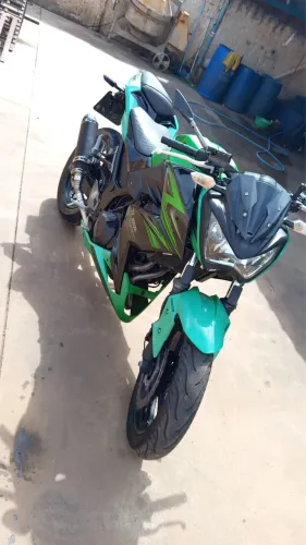 Z300 Especial Edition