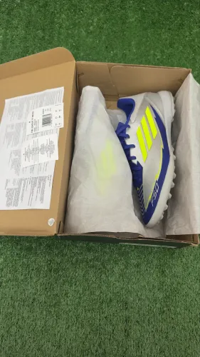 Chuteira Adidas F50 League Messi TF