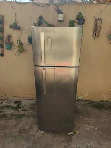 Refrigerador Frost Free em Excelente estado 