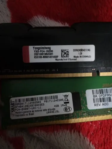 Vendo as duas por 120$ memoria Ram ddr4