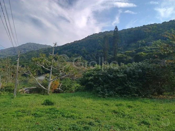 Terreno de 39.707,00m² na Praia Brava