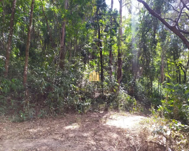 Terreno à Venda no Condomínio Nossa Fazenda em Esmeraldas - 5.000 m²