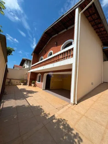 Casa com 3 dormitórios à venda, 270 m² por R$ 790.000,00 - Jardim Carlos Lourenço - Campin