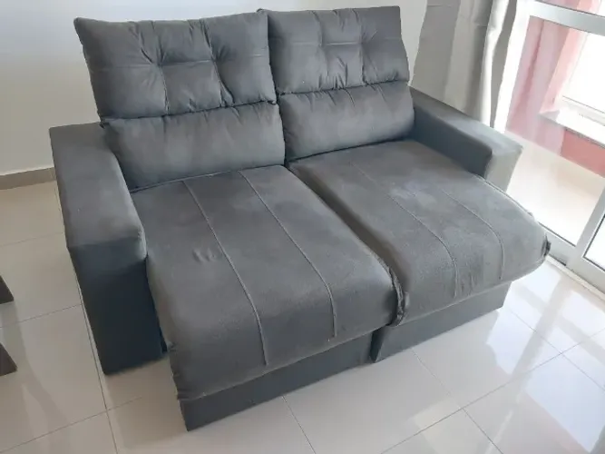 Sofá 3 lugares Cama inBox Assento Retrátil Encosto Reclinável Tecido Velusof Marron Usado