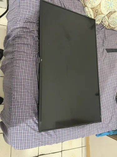 Tv TCL 50 polegadas Google TV Com defeito