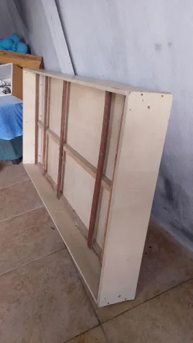 Móveis roupas e utensílios pra casa