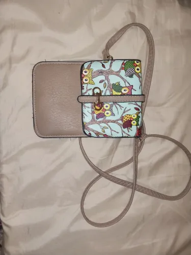Bolsas transversais com temática de coruja