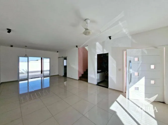 SOBRADO 3 DORMITÓRIOS QUINTAL ESPAÇOSO HORTO FLORESTAL III SOROCABA ZONA NORTE