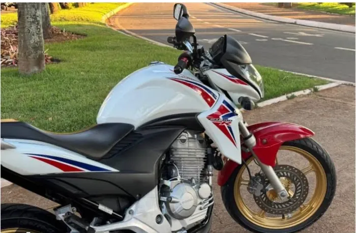 Troco em moto maior cilindrada eu pago a diferença