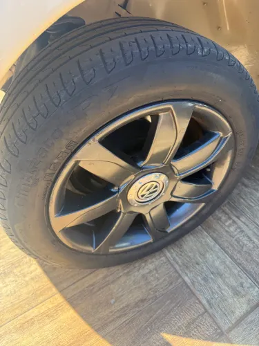 Rodas  liga leve aro 15 4x100- GOL- VOYAGE - Parati Vw 