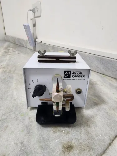 Máquina de solda para ortodontia
