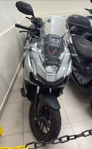 Honda ADV 2025 Excelente Estado 