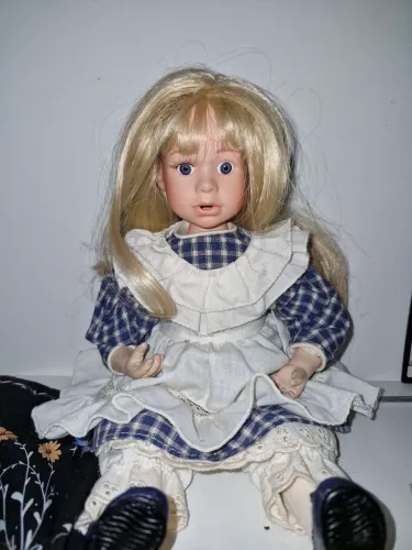 Boneca de porcelana, Importada, 30cm
