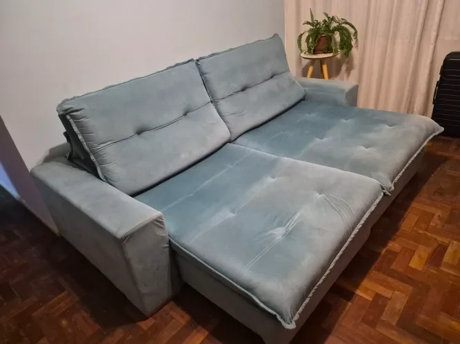 Sofá Retrátil e Reclinável