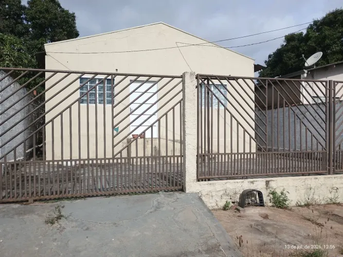 Vendo casa despraiado