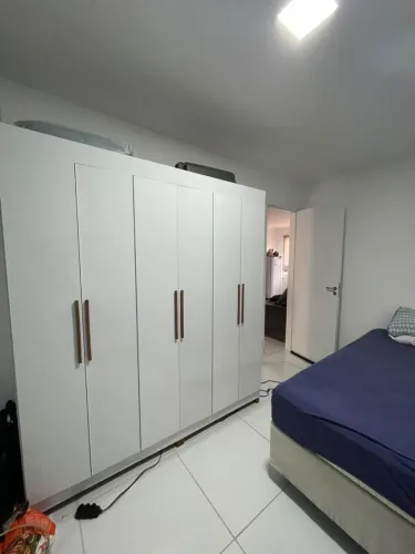 Guarda roupa novo