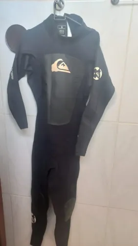 Roupa de borracha para surf