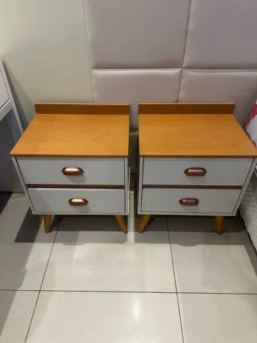 VENDO 2 MESAS DE CABECEIRA