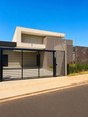 Casa com 3 quartos à Venda, Vila Morumbi - Campo Grande