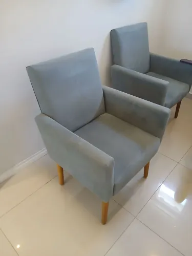 Vendo Poltronas recepção 