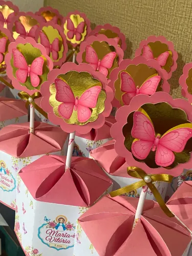 Centros de mesa de aniversário