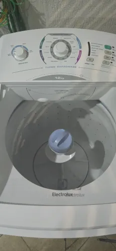 Máquina de lavar Electrolux 12 kg ( 220volts)