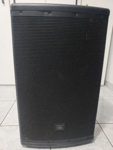 Caixa ativa JBS Eon 615