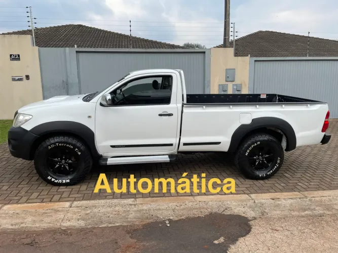 Toyota Hilux CS D4-d 4X4 2.5 16V 102cv TB Dies. 2011