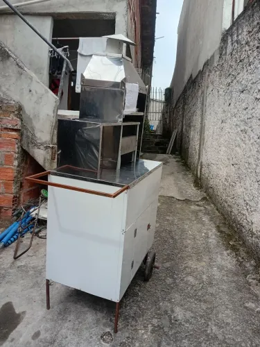 Carrinho de churrasco
