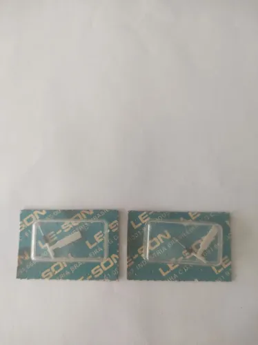 Agulha para toca discos modelo Leson mod 1002(lote com 2 peças)