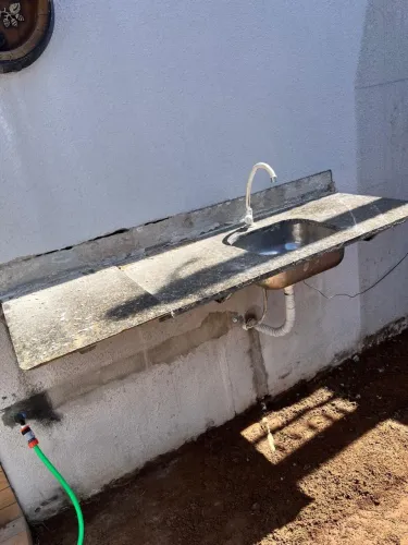 Pia de mármore com bacia 1.5m