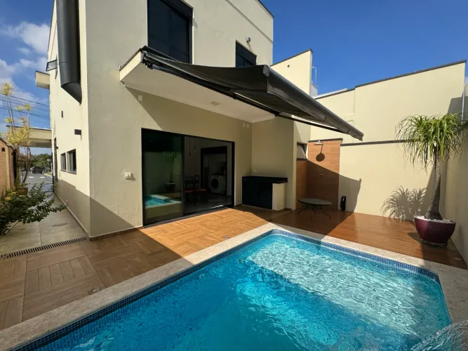 Sobrado com piscina aquecida 