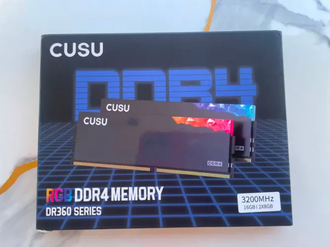 Memória RAM CUSU RGB DDR4 16GB (2x8GB) 3200MHz - Pouco Tempo de Uso