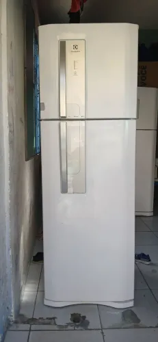 Geladeira Electrolux funcionando 