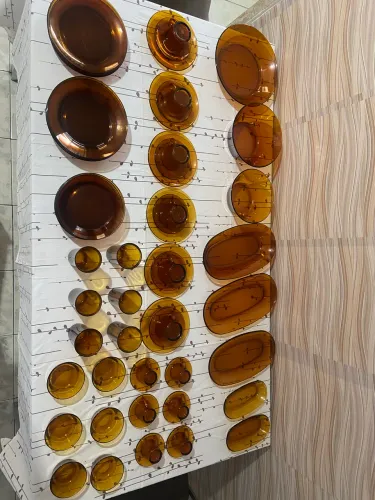 60 peças LOUÇAS DURALEX, APARELHO DE CAFÉ E JANTAR