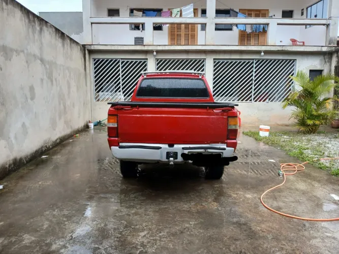 Mitsubishi L200 GLS 2.5 4X4 CD Diesel 2002