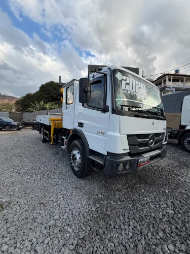 Caminhão mb 1719 2020 Munck mazal 16006