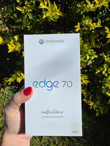 (Somente Venda) Motorola Edge 70 Collection Crystal by Swarovski 12/512Gb