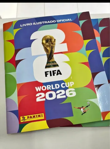 Álbum Copa 2026 + 516 figurinhas já coladaa