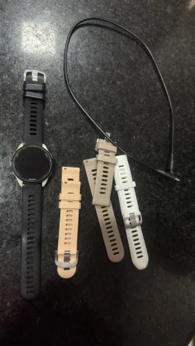 Garmin forerunner 165 BRANCO 43mm AMOLED- com pulseira branca original + 3 pulseiras