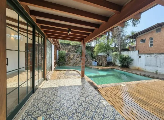 Casa à venda em Campinas, Bairro das Palmeiras, com 4 quartos, com 467 m²