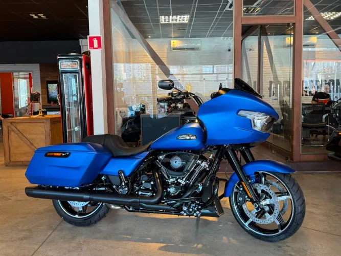 Harley-Davidson Road Glide Aurora Blue Denim
