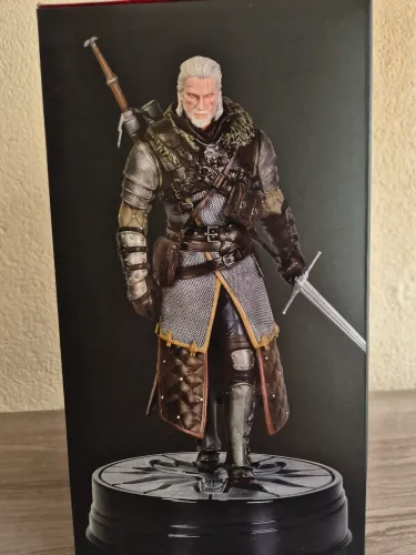 Action figures 