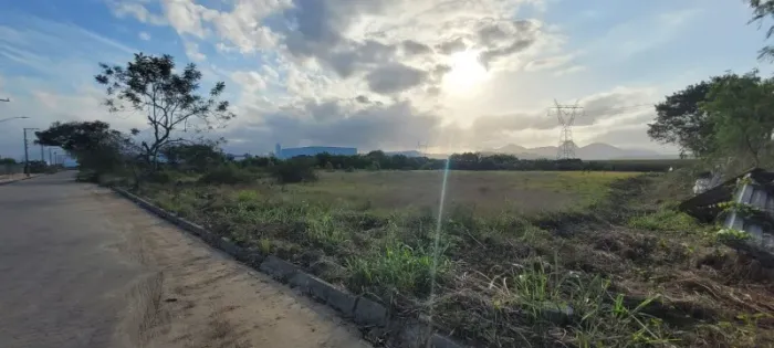 Terreno à venda em Serra-ES, bairro Jacuhy com 18.180,00 m² de área!