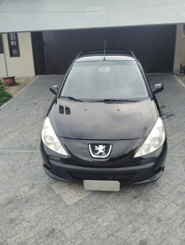 Peugeot 207 X-line 1.4 Flex 8V 5P 2009